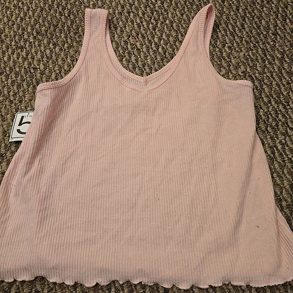 Pink Ribbed Women's Top - Picture 5 of 5